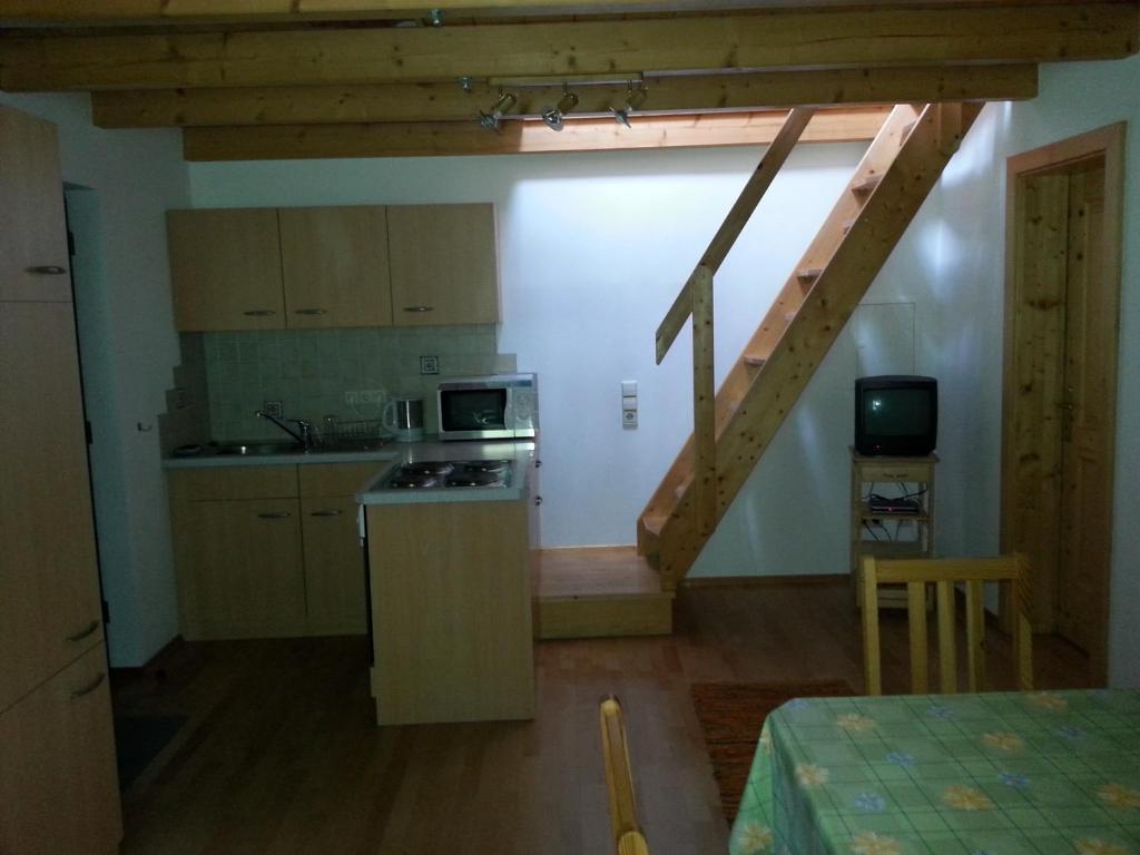 Fichtenblockhuette Sonnenalpe Nassfeld Quarto foto