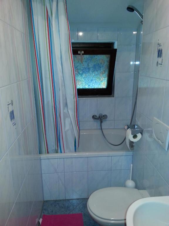 Fichtenblockhuette Sonnenalpe Nassfeld Quarto foto