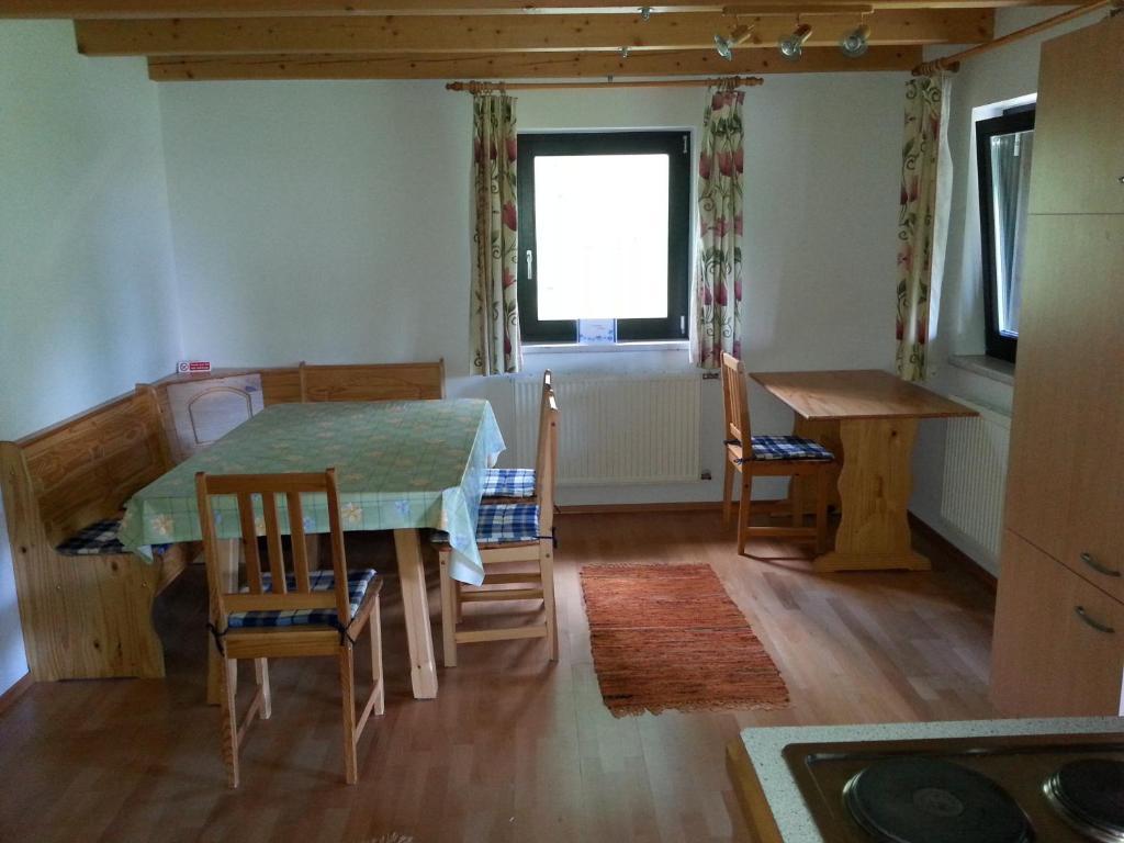 Fichtenblockhuette Sonnenalpe Nassfeld Quarto foto